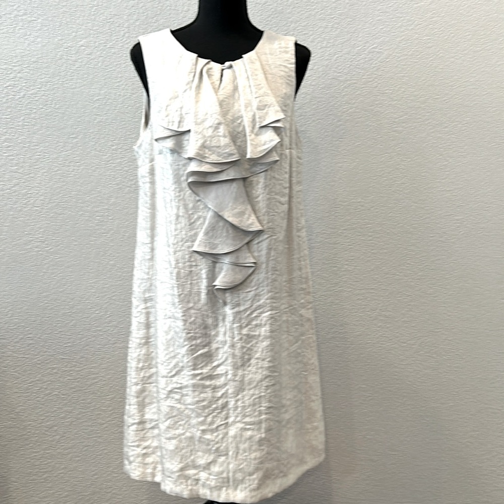Stunning London Style Nights Dress with light shimmer crepe material.